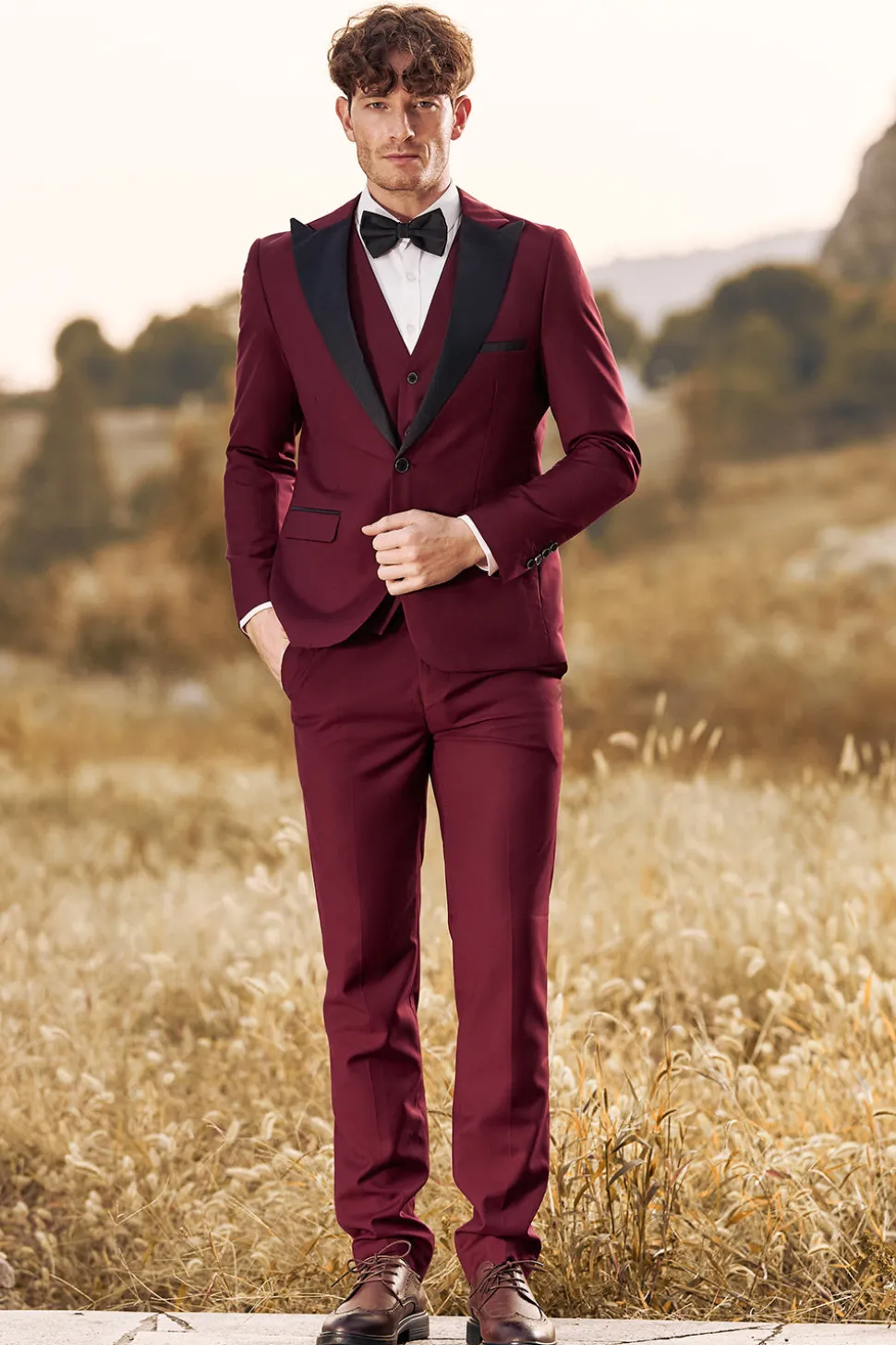 3 Peças Peak Lapel Borgonha Fatos de Baile de Formatura Masculino