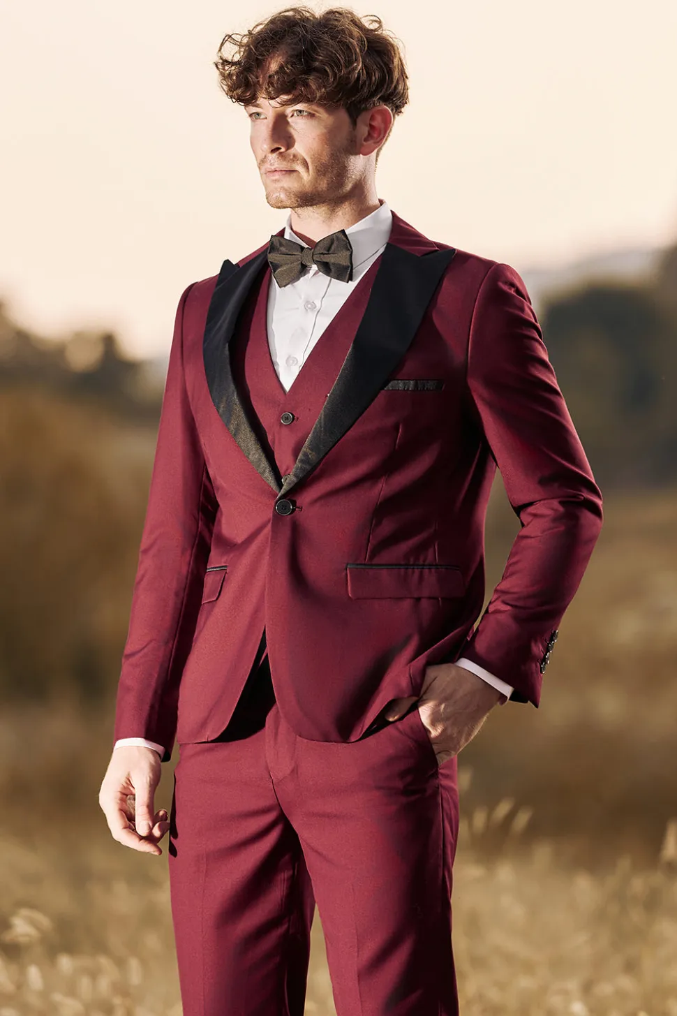 3 Peças Peak Lapel Borgonha Fatos de Baile de Formatura Masculino