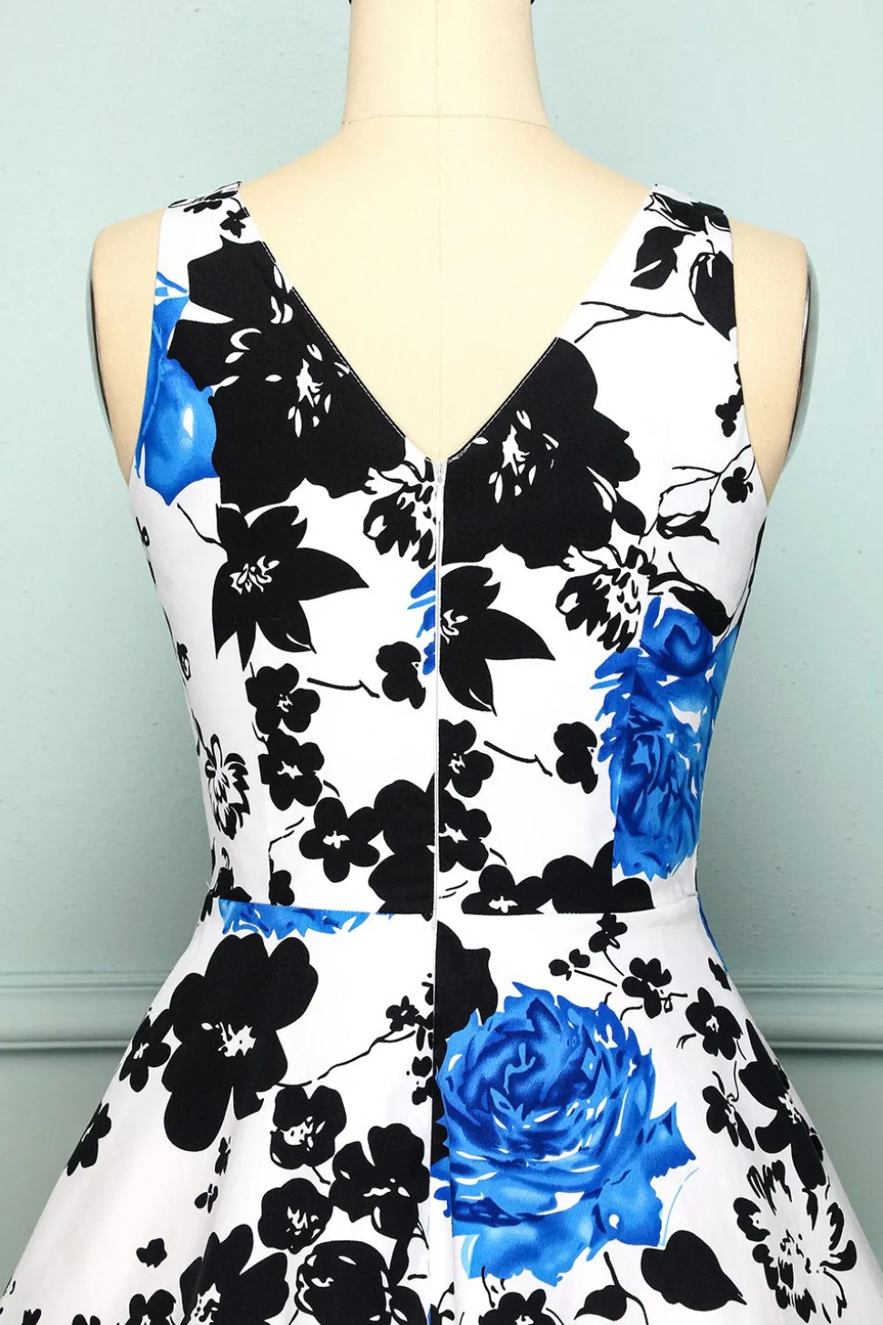 1950 Vestido Floral com decote em V