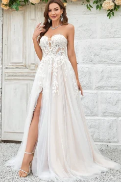 A Line Fora do Ombro Marfim Tule Vestido de Noiva
