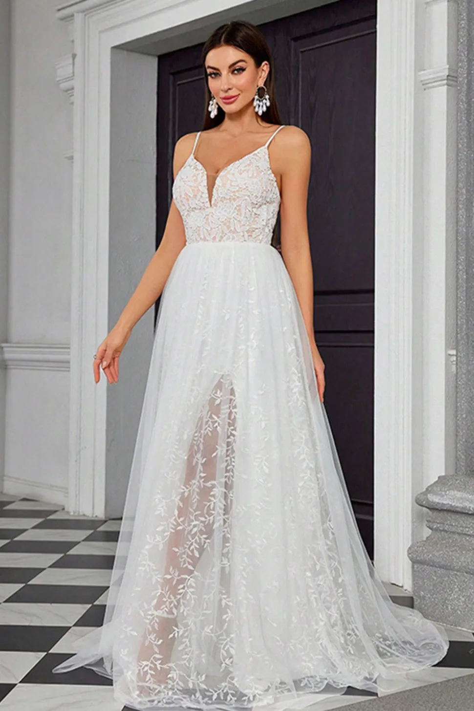 A Line Ivory Espaghetti StrapsAppliqued Long Wedding Dress