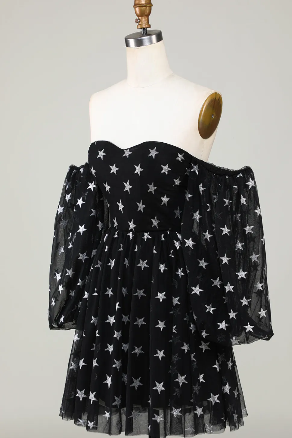 A Line Off the Shoulder Black Stars Vestido Curto de Regresso a Casa