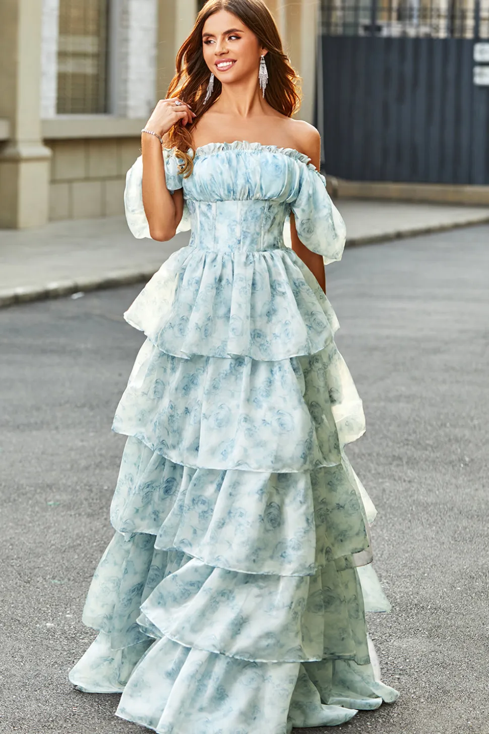 A Line Square Neck Light Blue Tiered Vestido Floral Long Prom com Folhos
