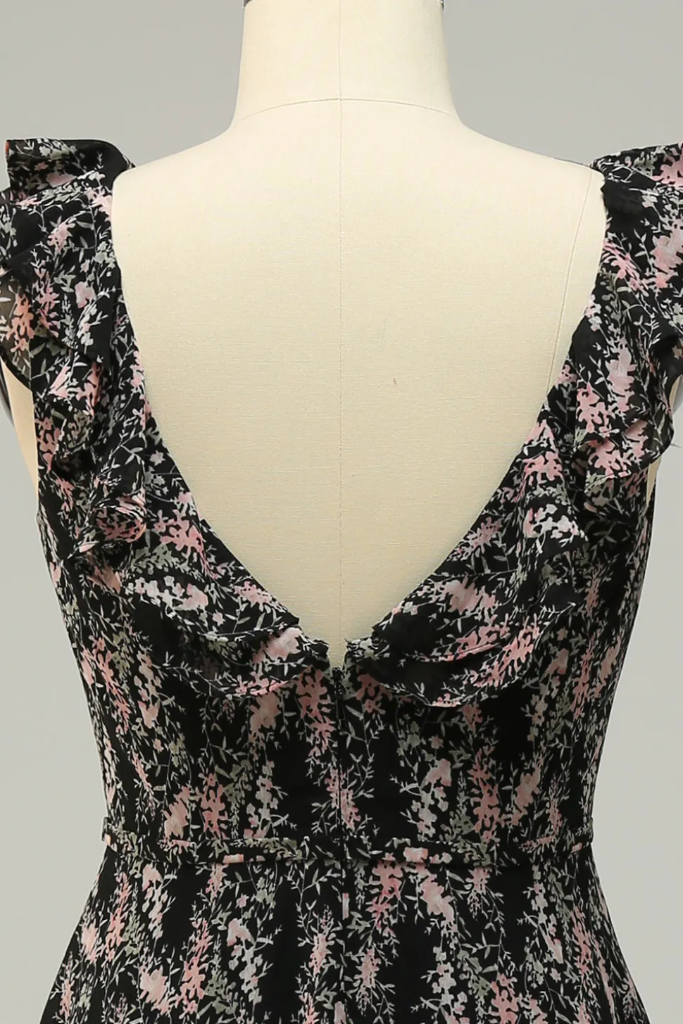 A Line V Pescoço Preto Vestido de Dama de Honor com Folhos
