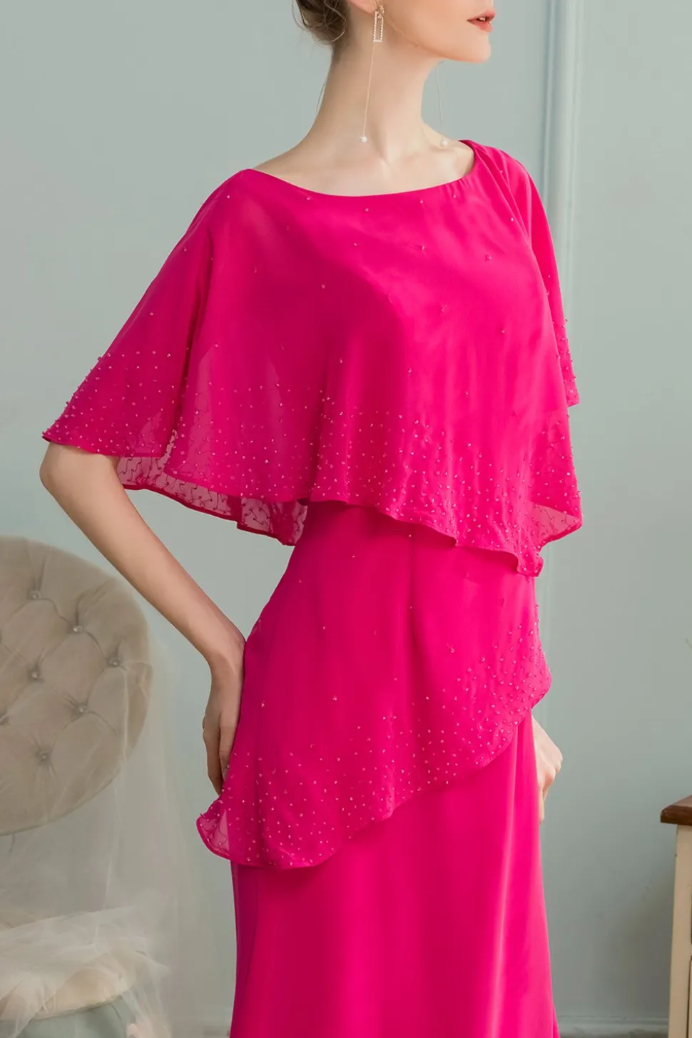 A linha de Longo Chiffon dama Vestido com Beading