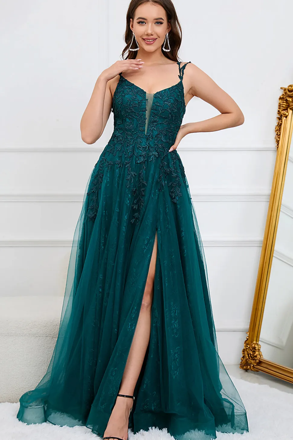 A Linha Esparguete Correias Verde Escuro Vestido de Baile com Apliques