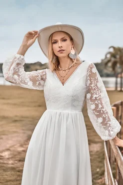 A Linha V Pescoço Marfim Chiffon Varredura Trem Boho Vestido de Noiva com Renda