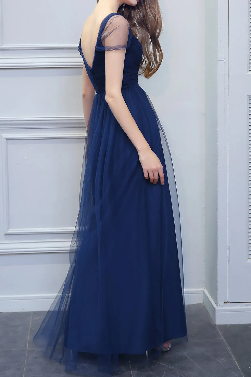 A linha V-neck longo Tulle Dress dama