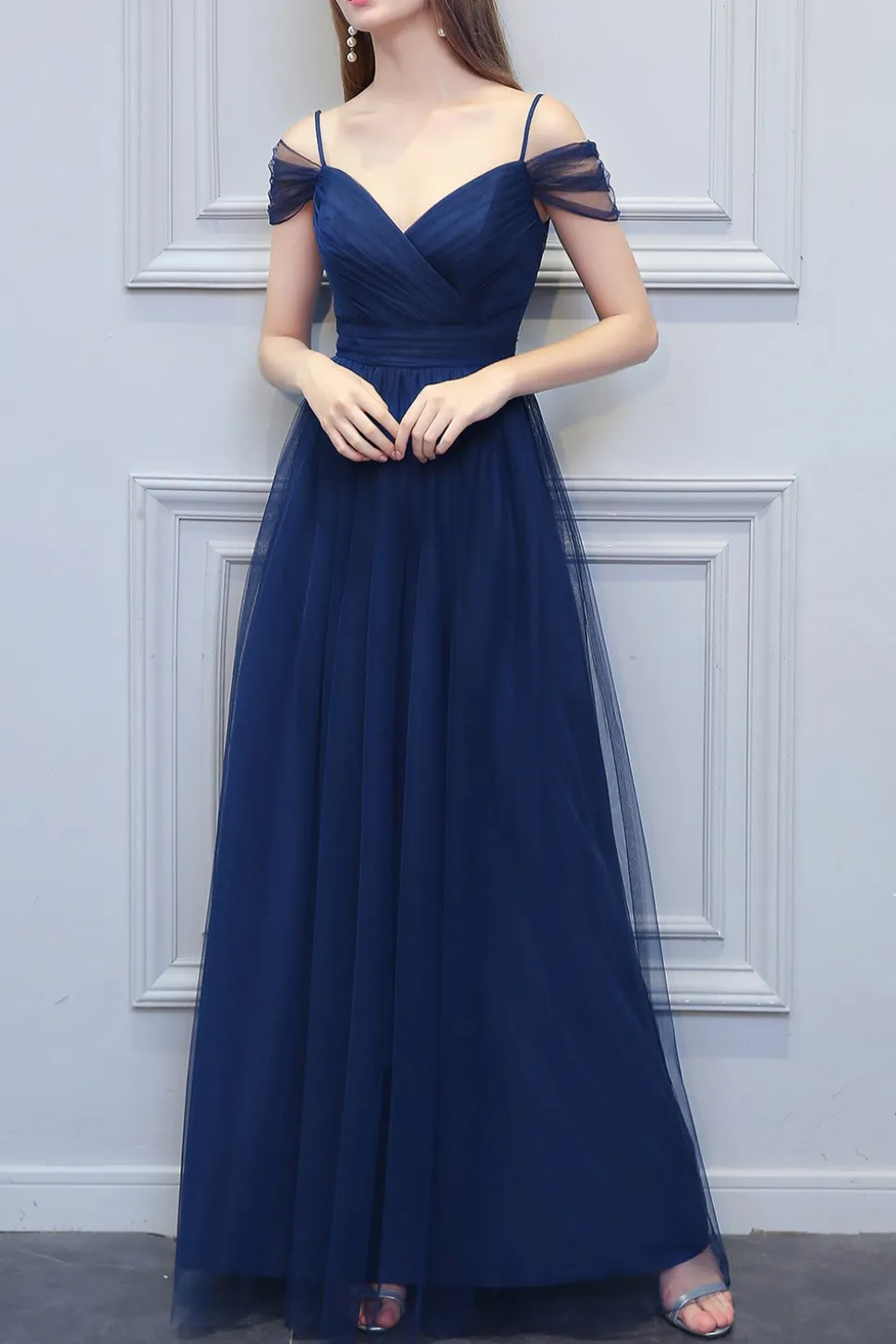 A linha V-neck longo Tulle Dress dama