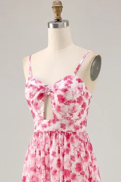 Alças de espaguete floral estampadas azuis cortadas para fora vestido de convidado de casamento