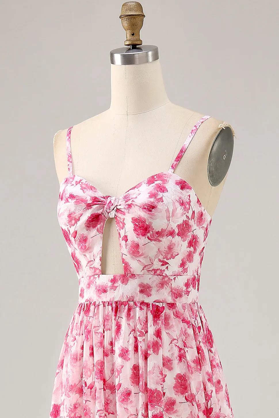Alças de espaguete floral estampadas azuis cortadas para fora vestido de convidado de casamento