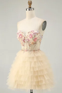 Alças de esparguete de damasco Corset A Line Ruffled Homecoming Dress