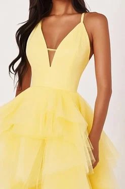 Alças Esparguete Amarelas Uma Linha Tule Vestido Formal Longo