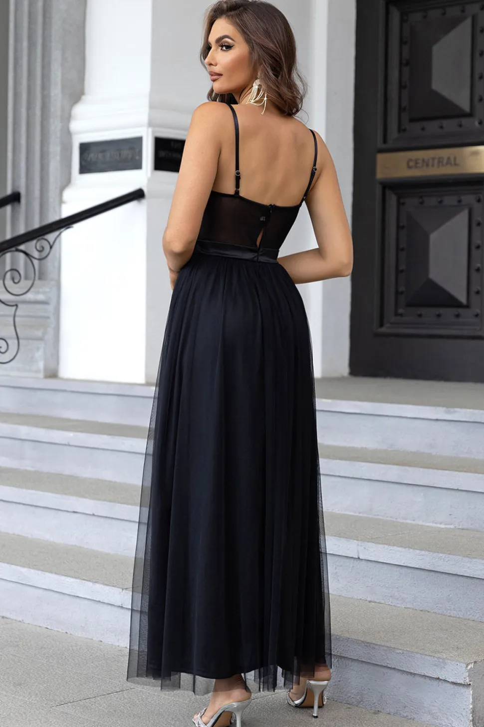 Alças Esparguete Preto Uma Linha Tule Aberto Costas Vestido Longo Baile