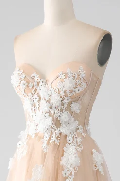 A-Line Champagne Espartilho sem alças Vestido de baile com apliques