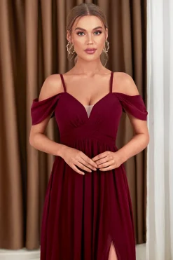A-Line Cold Shoulder Borgonha vestido formal com fenda