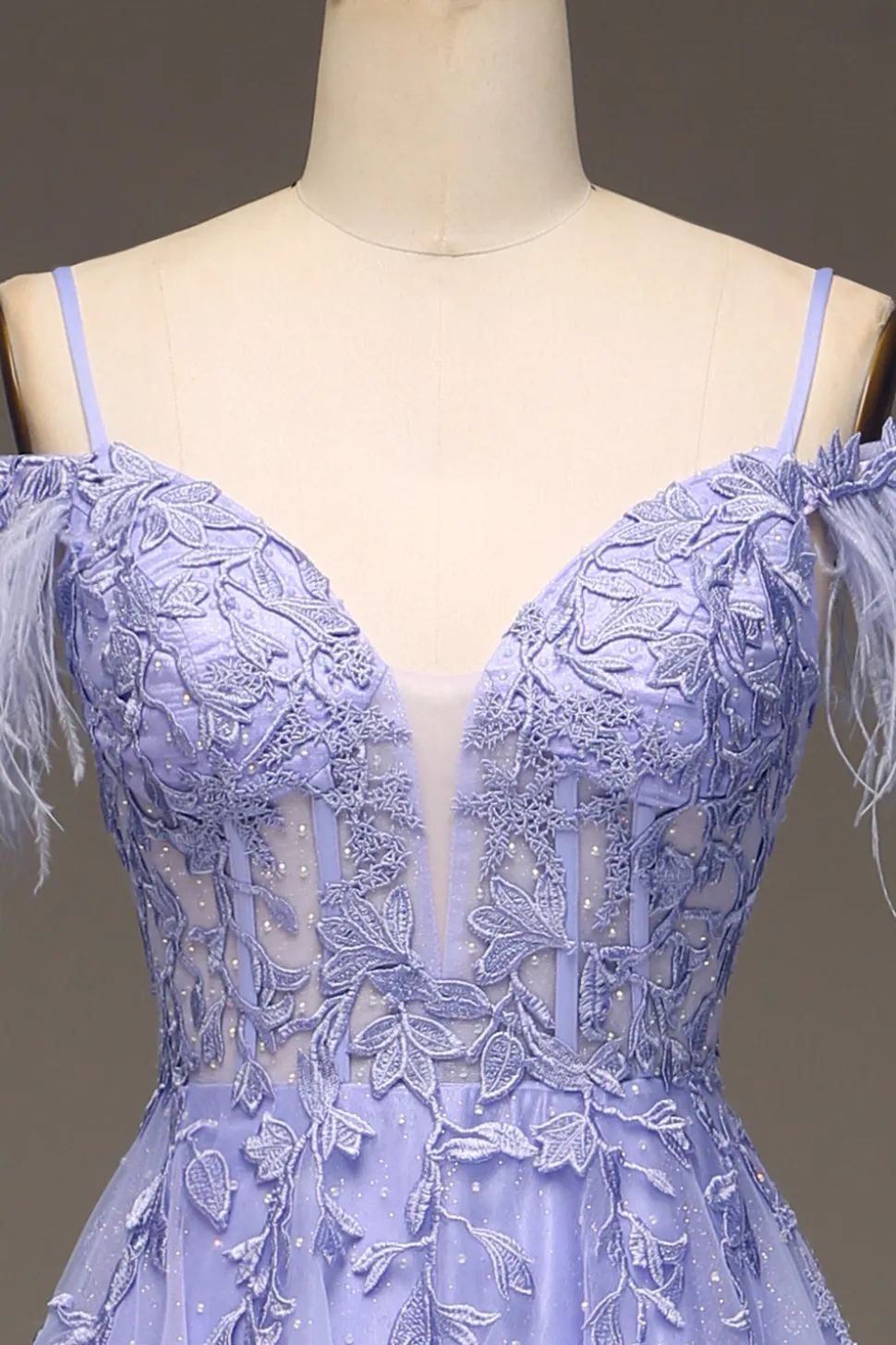 A-Line Cold Shoulder Lilac Corset Prom Dress com Apliques