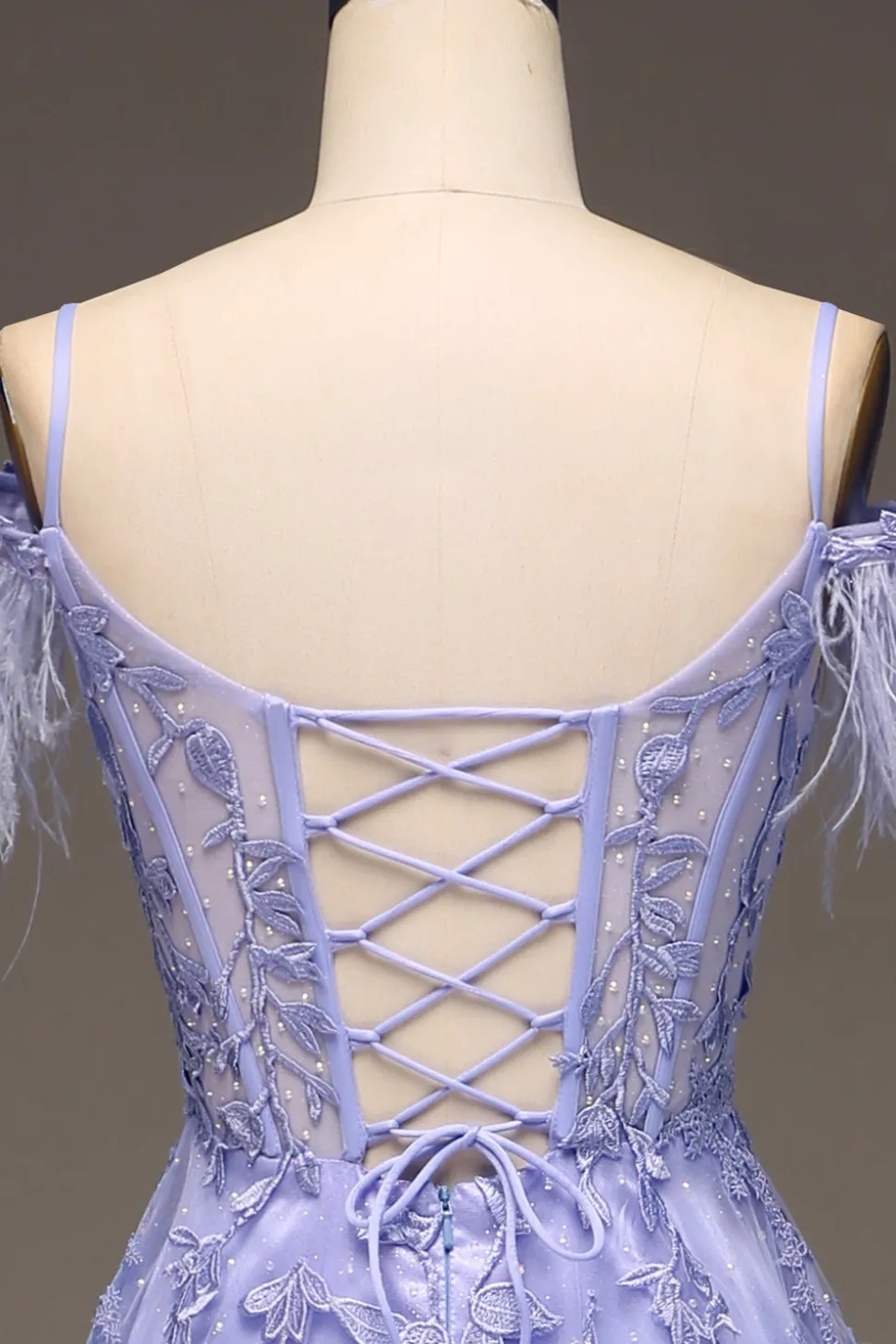 A-Line Cold Shoulder Lilac Corset Prom Dress com Apliques