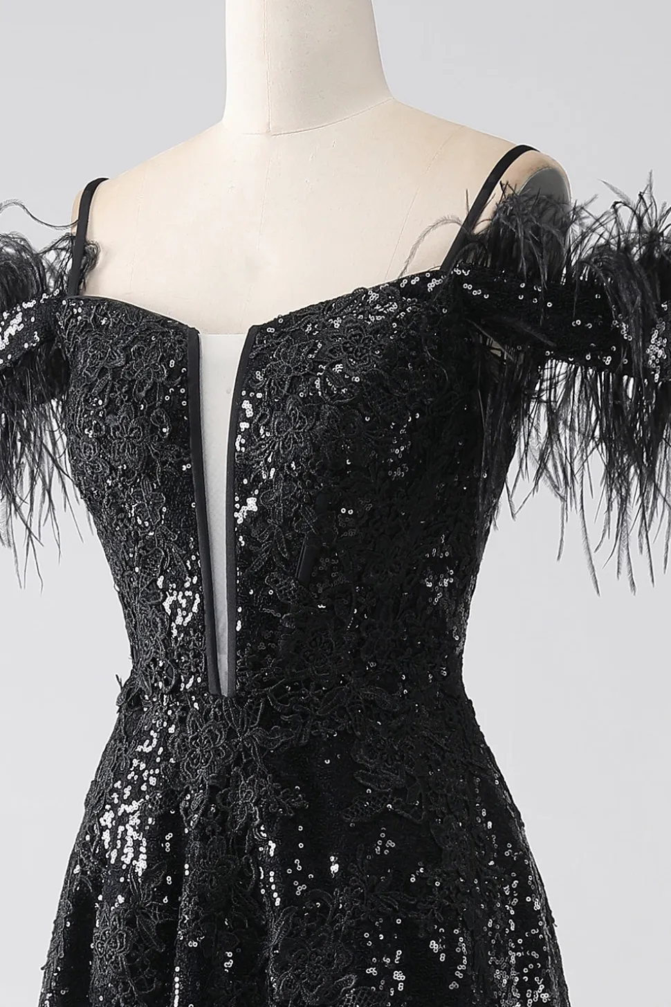 A-Line Cold Shoulder Sequins vestido longo baile de formatura com fenda