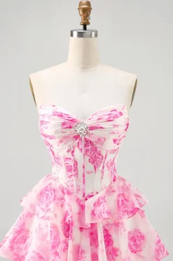 A-Line Espartilho sem alças Tiered Fuchsia Floral Short Homecoming Dress