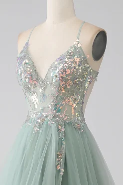 A-Line frisado vestido de baile verde claro com fenda