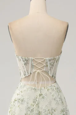 A-Line Light Green Corset Prom Dress com Bordado