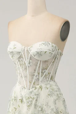 A-Line Light Green Corset Prom Dress com Bordado