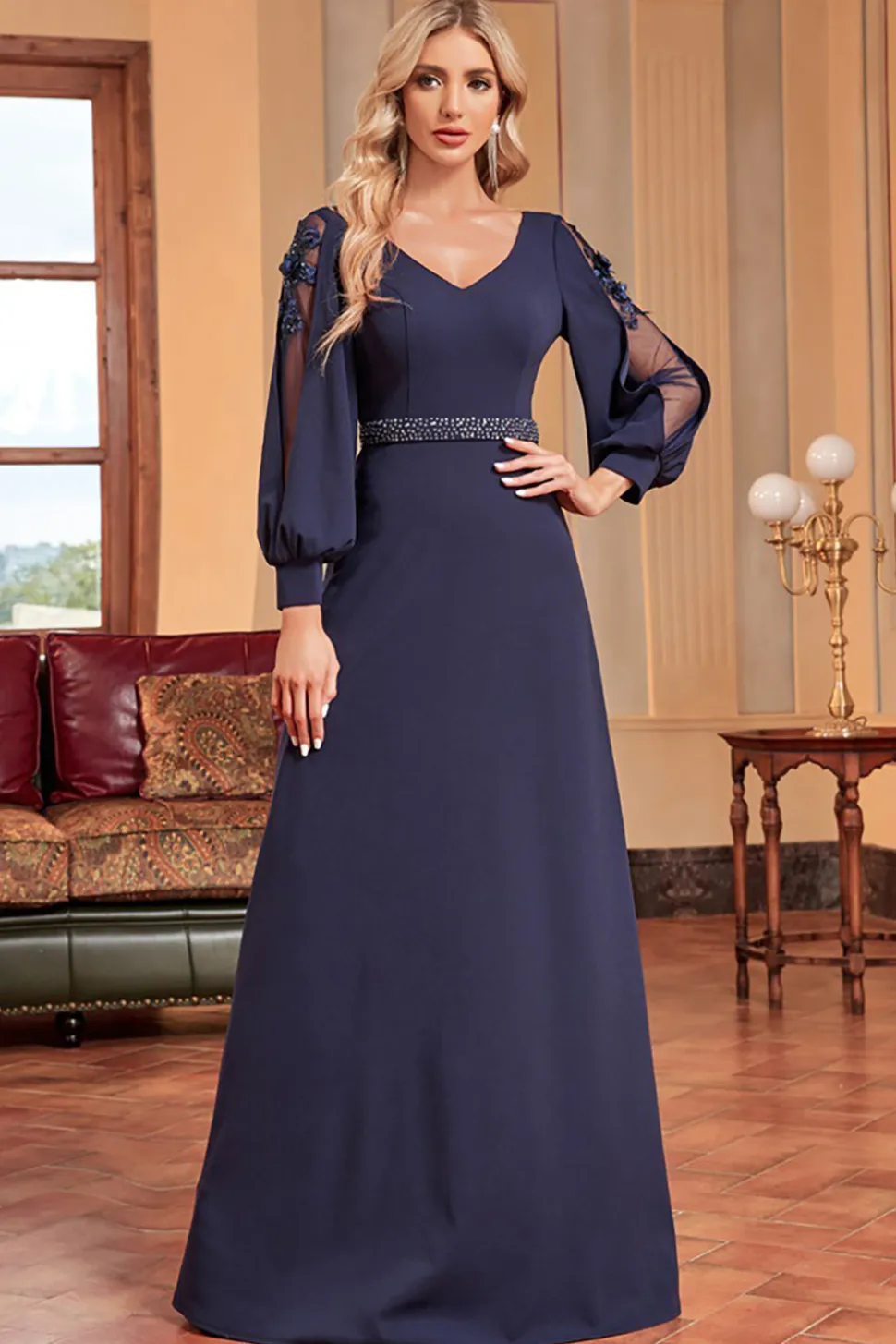 A-Line Mangas Longas Vestido Marinho Mãe da Noiva com Missangas