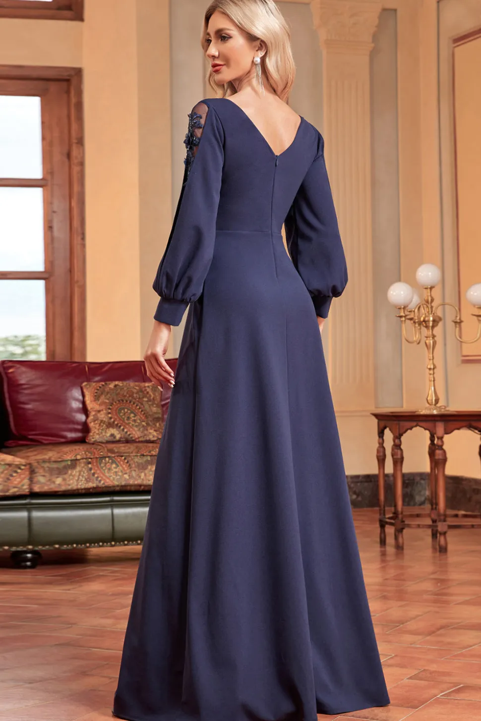 A-Line Mangas Longas Vestido Marinho Mãe da Noiva com Missangas