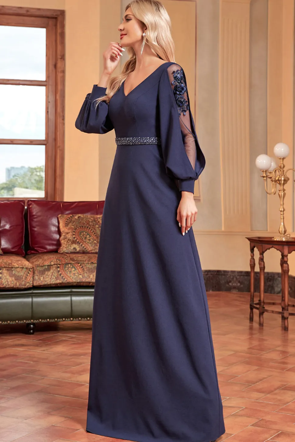 A-Line Mangas Longas Vestido Marinho Mãe da Noiva com Missangas