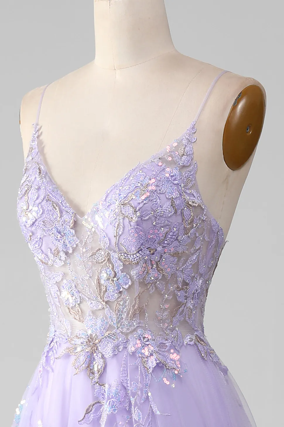 A-Line Sequins Vestido de baile roxo com bordado