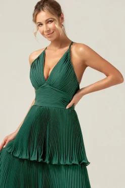 A-Line Tiered Chiffon Verde Escuro Vestido de Dama de Honra Longo com Pregado