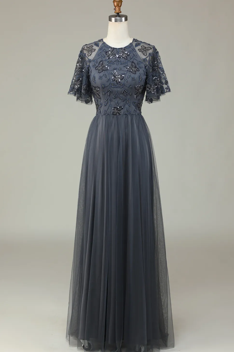 A-Line Tule frisado longo vestido de dama de honra cinza com apliques