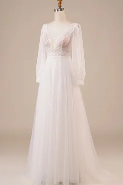A-Line Tule frisado vestido de noiva marfim com mangas