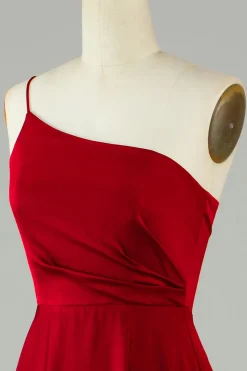 A-Line Um Ombro Borgonha Vestido Longo Madrinha com Folhos