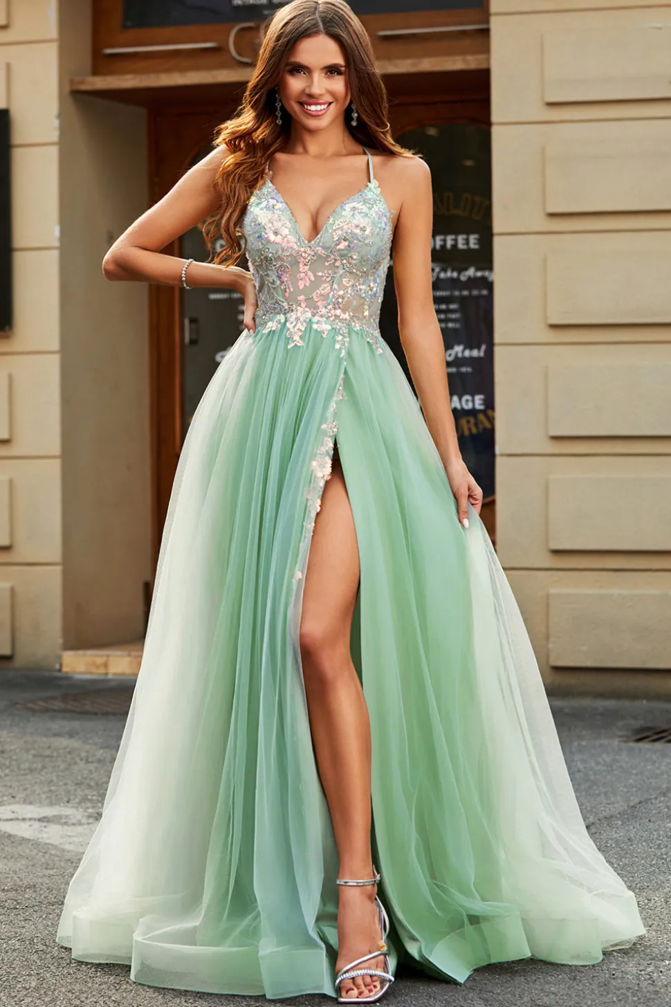 A-Line V Pescoço Chão-Comprimento frisado Tule Verde Luz Prom Dress com Fenda