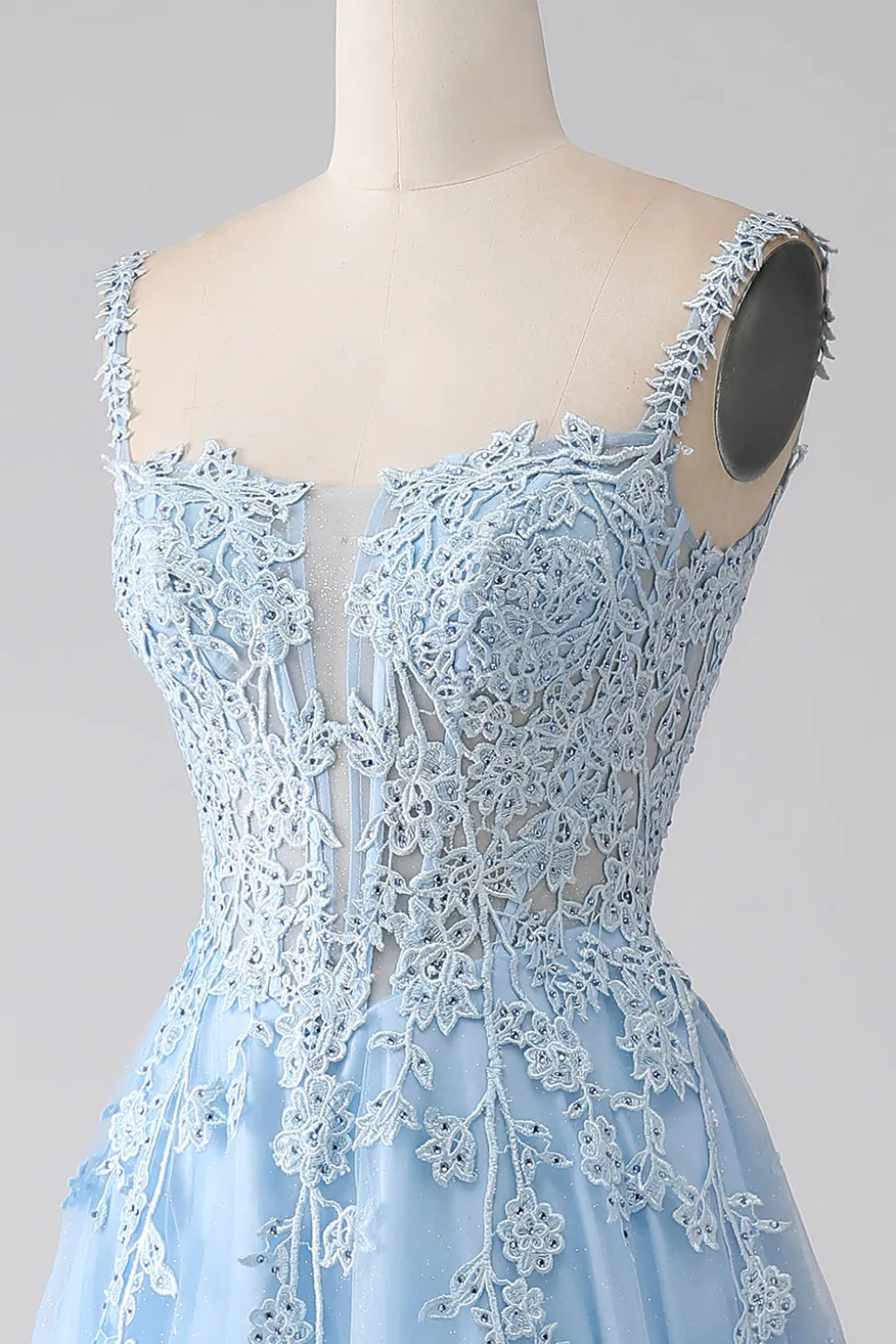 A-Line Vestido de baile de espartilho azul claro com apliques