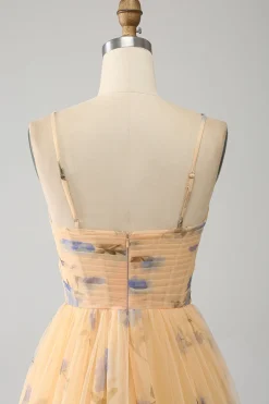 Amarelo A-Line Halter plissado tule vestido de baile com bordado
