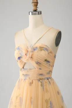Amarelo A-Line Halter plissado tule vestido de baile com bordado
