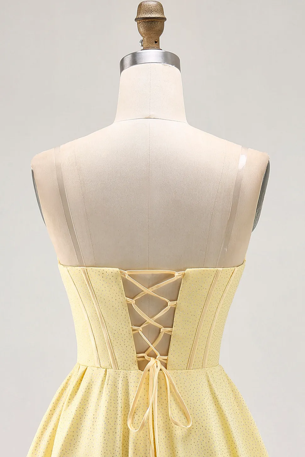 Amarelo Strapless A-Line Corset Homecoming Dress com Missangas