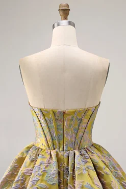 Amarelo Strapless Fit e Flare Brocade A-Line Vestido Curto Homecoming
