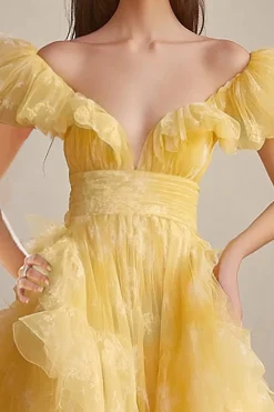 Amarelo Uma linha fora do ombro babados vestido formal