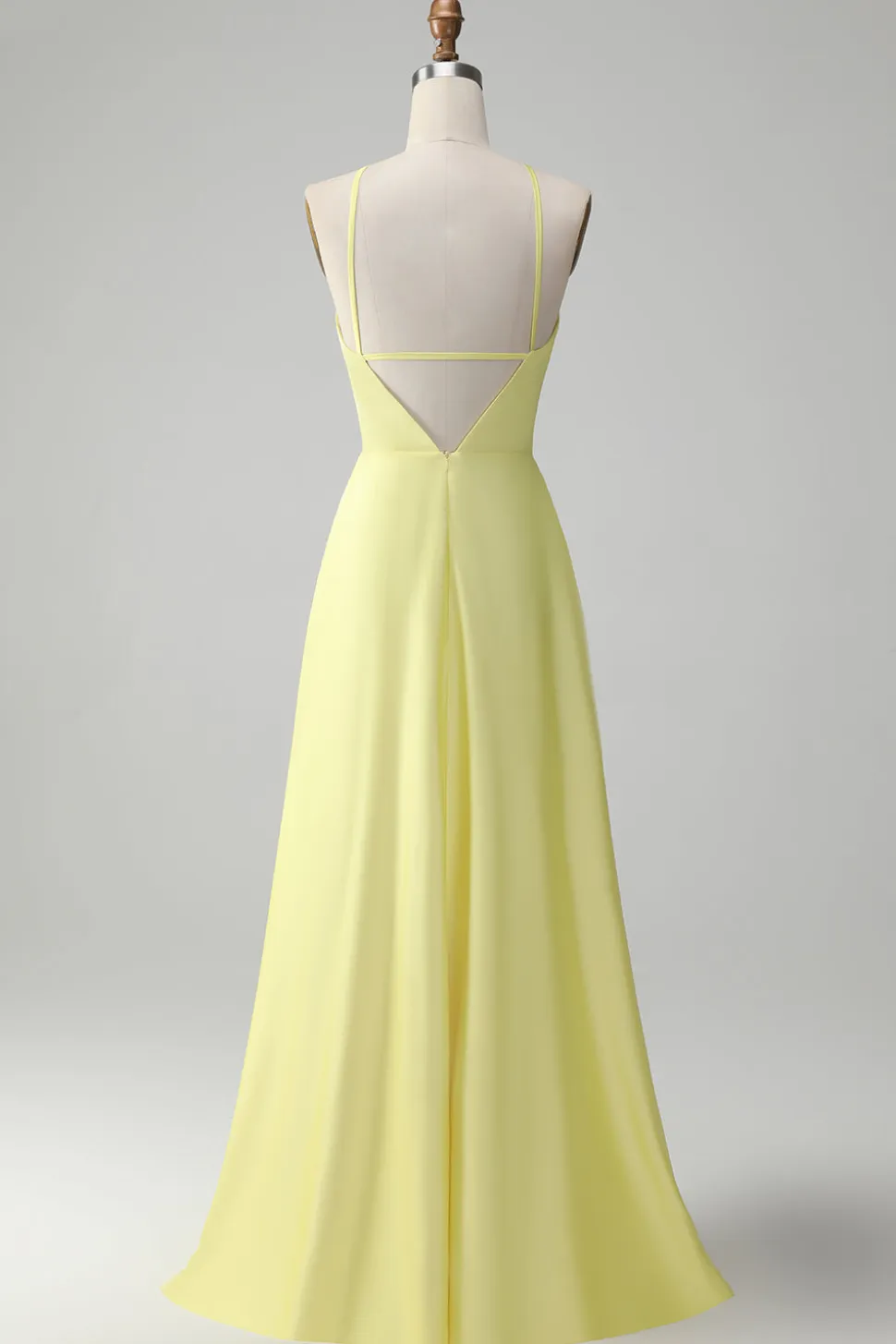 Amarelo Uma linha Halter cortado longo vestido de dama de honra com flor