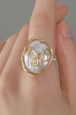 Anel de pérola ajustável de água doce natural dourado