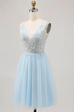 Azul brilhante A-line Tulle Vestido Curto Homecoming com Sequins
