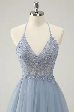 Azul Brilhante Dusty A Line Halter Homecoming Dress com Apliques