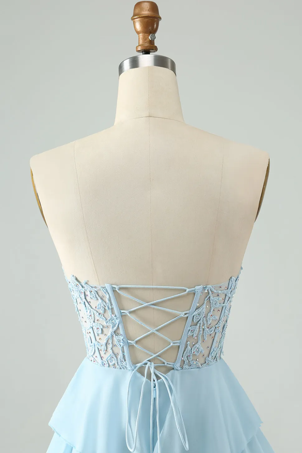 Azul Claro Uma Linha Querida Tiered Vestido Curto Homecoming com Apliques