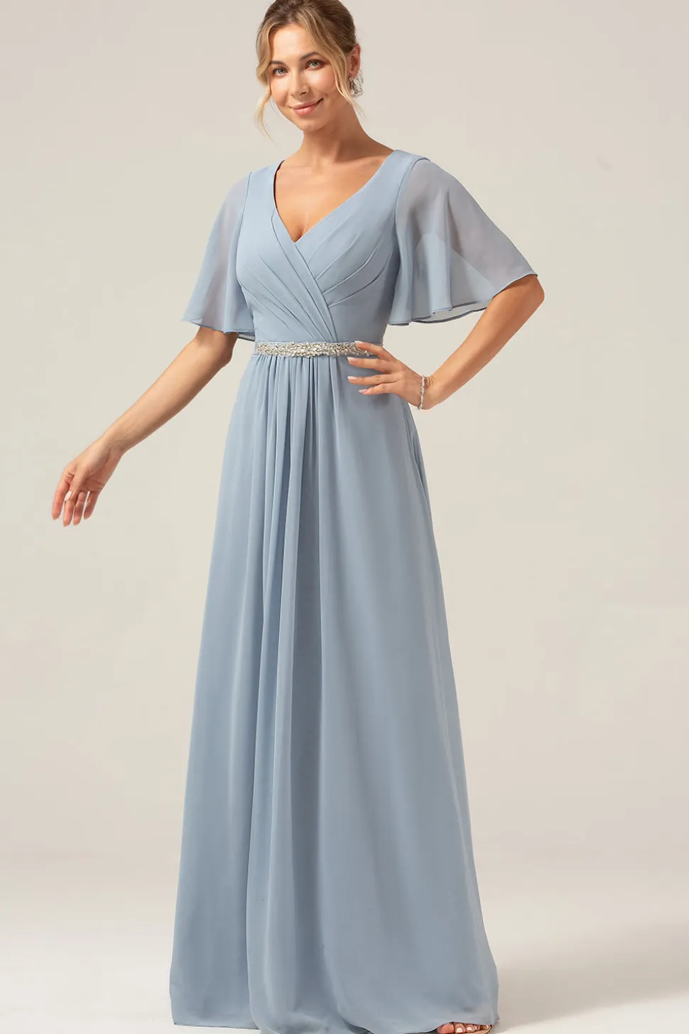 Azul Empoeirado A-Line V Pescoço mangas curtas Chiffon vestido de dama de honra