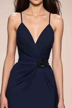 Azul escuro A-Line Ruched Spaghetti Straps Vestido de noite longo