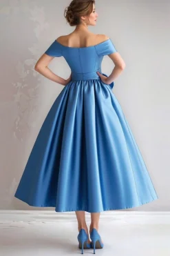 Azul Fora do Ombro A-Line Satin Tea Comprimento Mãe Do Vestido da Noiva com Arco